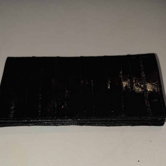 Eel Skin Elegant Black Women's Wallet - Picture 1 of 9